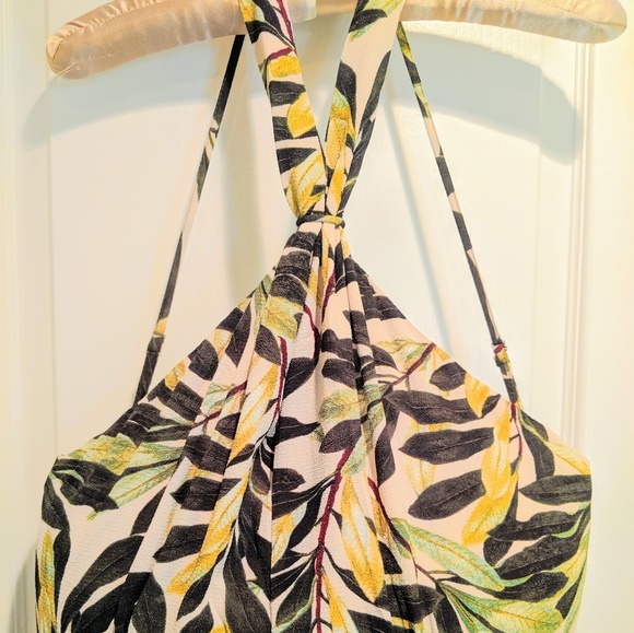 💛NWT💛 Hot Miami Styles Double Slit Halter Maxi-L - Picture 6 of 8